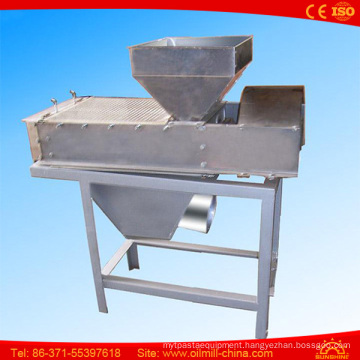 Gt-8 Dry Method Shell Peeling Machine for Roast Peanut